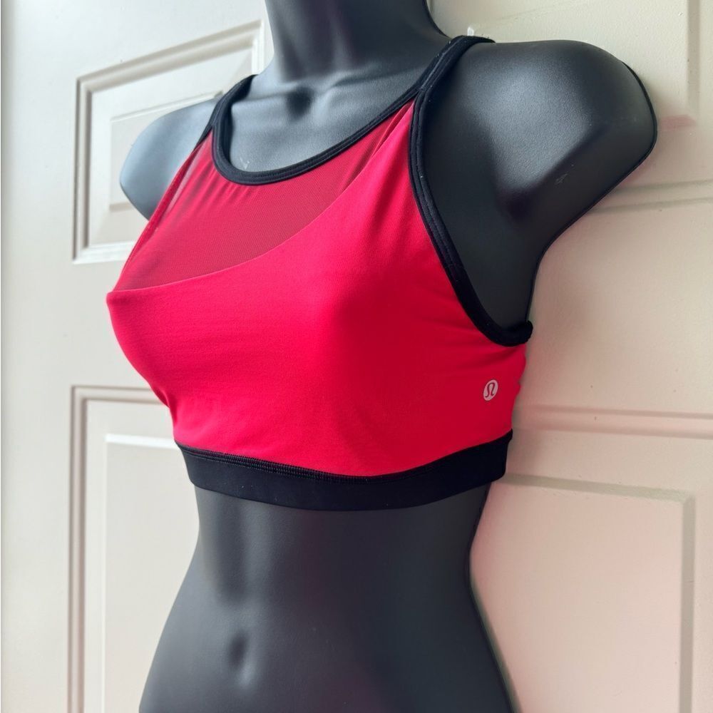 Lululemon Forget The Rest Bra
Flamenco Red / Black Size 4 - Picture 5 of 13